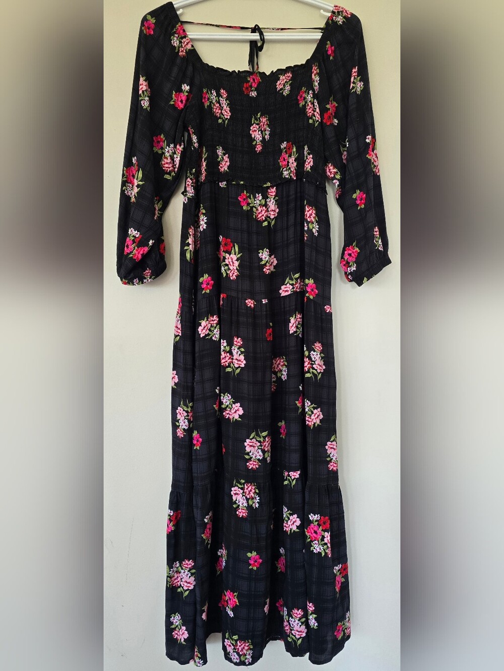 Women's 40 Winks Floral Black Plaid Maxi Dress with Pink Blooms Size Small.